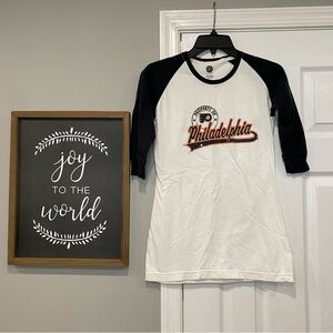 NHL Philadelphia Flyers Hockey Half Sleeve Shirt White Black Orange Medium